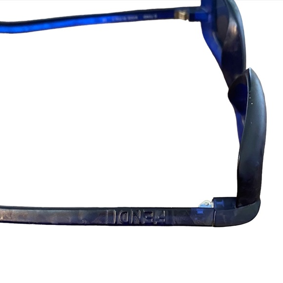 Rare 90s Vintage FENDI Blue Matte Dark Tint Square Shaped Sunglasses - Picture 4 of 11